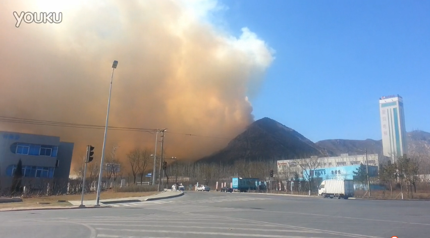 大连大黑山爆发山火