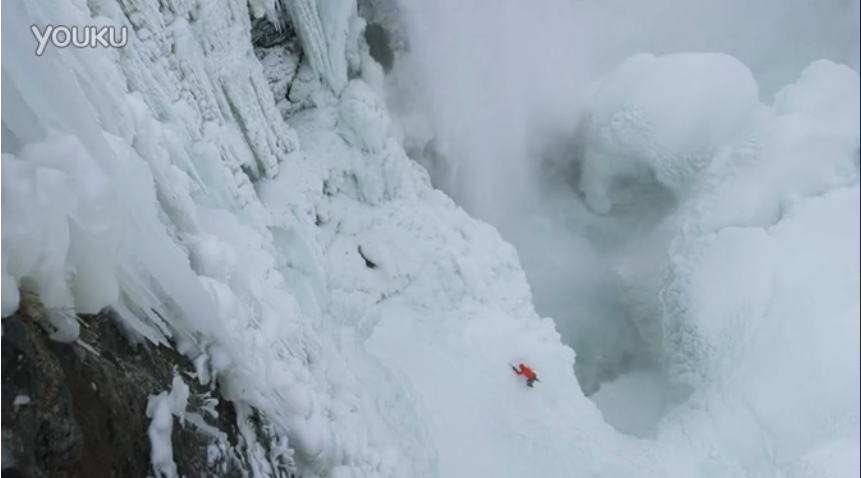 【哇哈哦哦】加拿大登山家成功攀登尼亚加拉冰冻瀑布