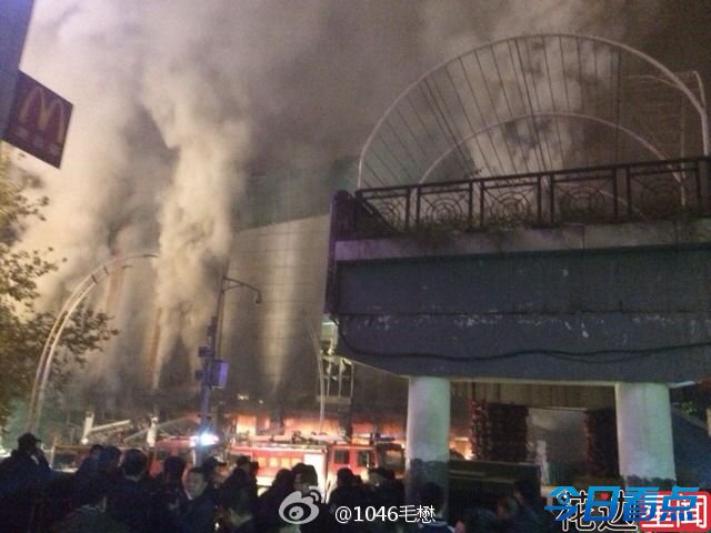 泸州商场连环爆炸4死多伤 疑天然气泄漏 