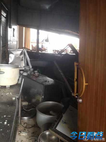 东莞一餐厅今日中午爆炸 已致1死13伤