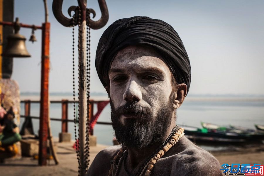 爱尔兰摄影师达拉赫·梅森独身探秘印度“食人族”