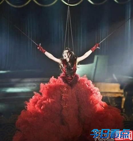 那些影视剧中遭蹂躏的女星 周迅拍完绳刑失声痛哭