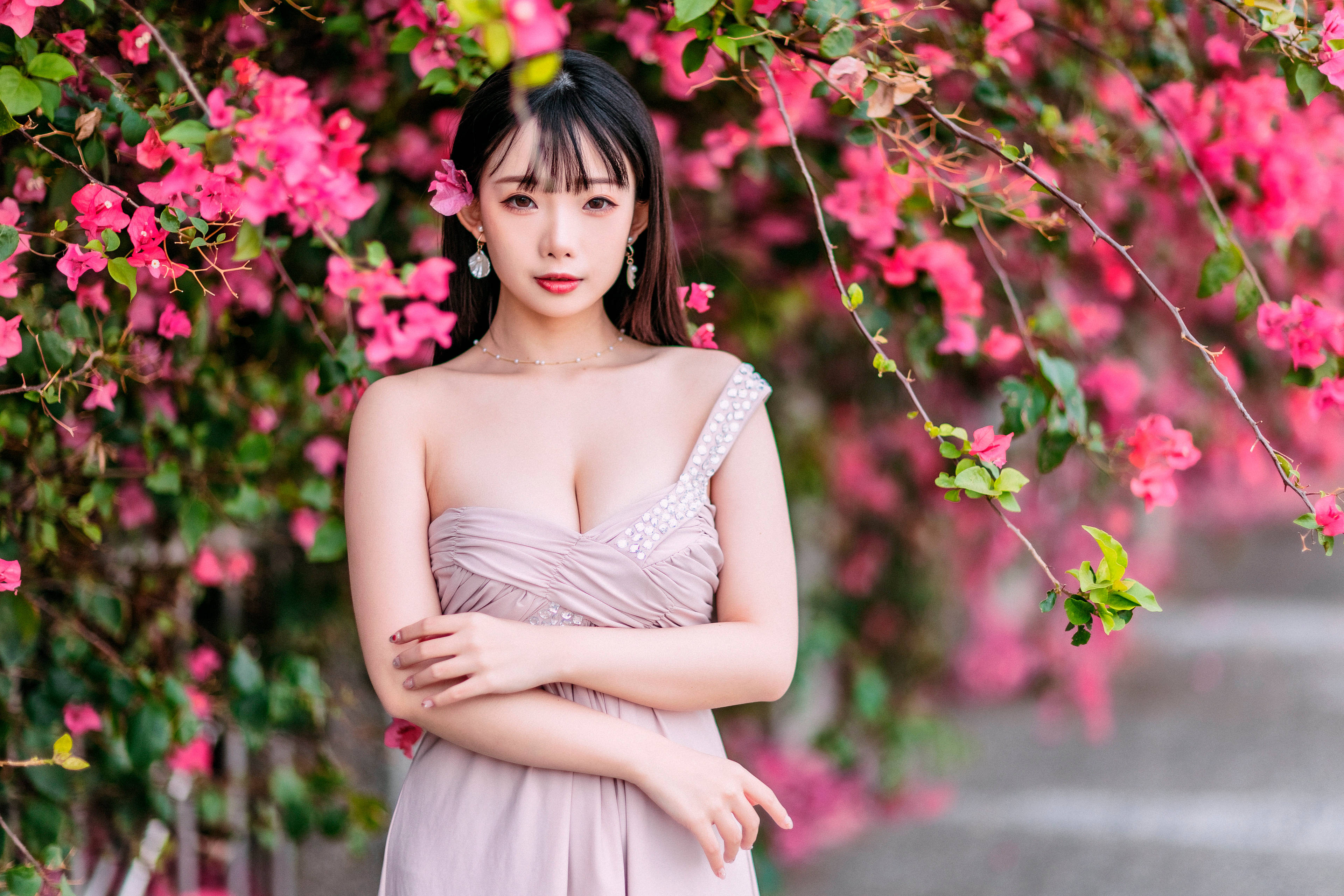 女生的小肚子保护子宫卵巢吗(脂肪真的一无是处吗)