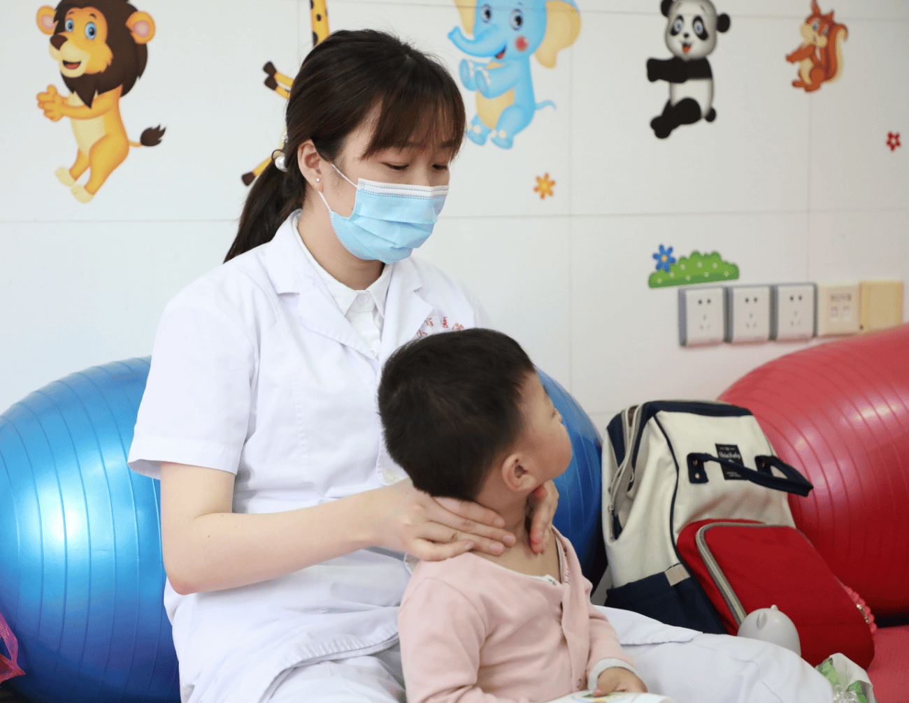 小孩得白血病之前有什么预兆(小孩如何预防白血病)