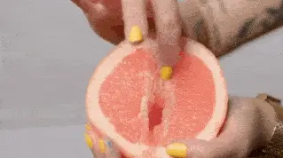 女性的小豆豆在哪个位置？怎么揉才能舒服愉悦？