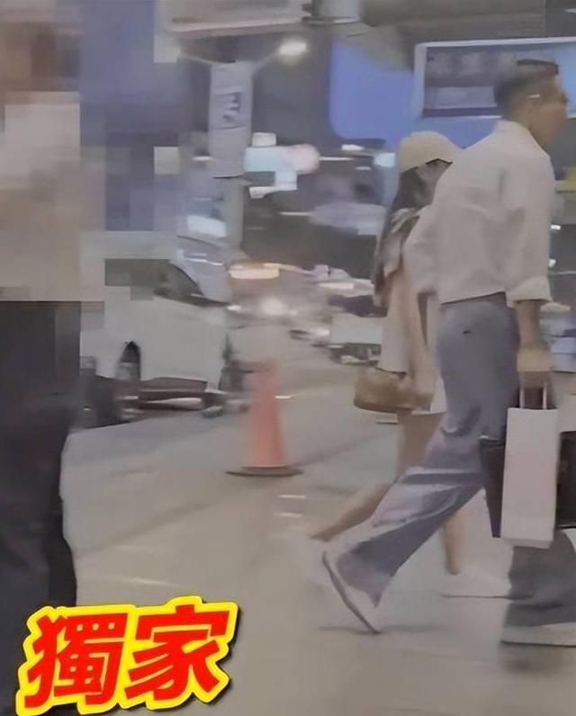 汪小菲手提礼物送岳父母 网友：与小梅在一起后确实情绪更稳定了！