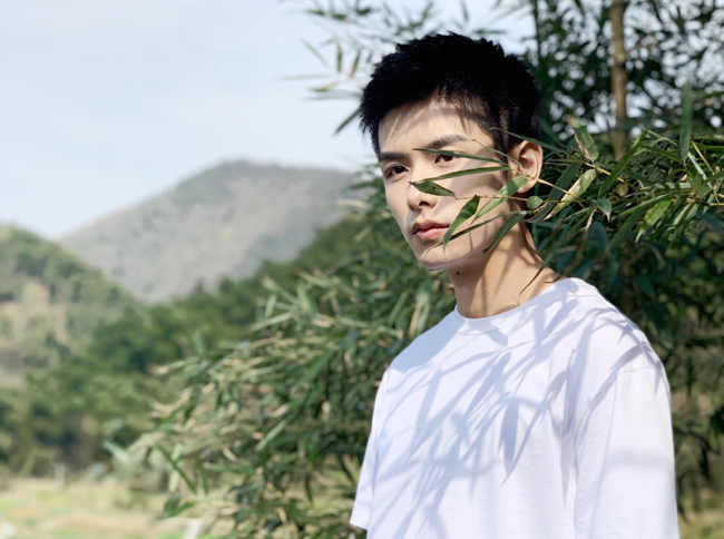 赵弈钦怎么进演艺圈的 现在赵弈钦的女友是谁遭深扒