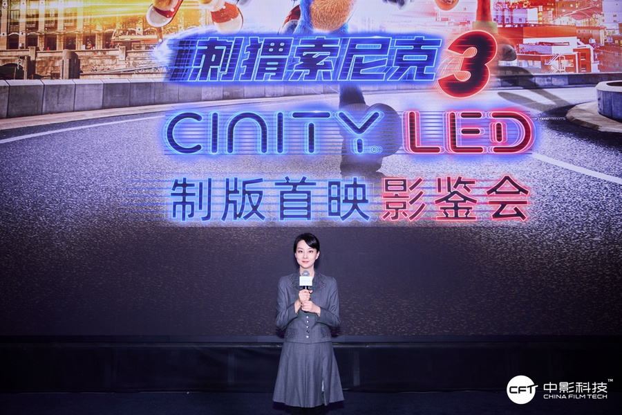 穿着西装笔挺的男子与配字

中度可信度描述已自动生成