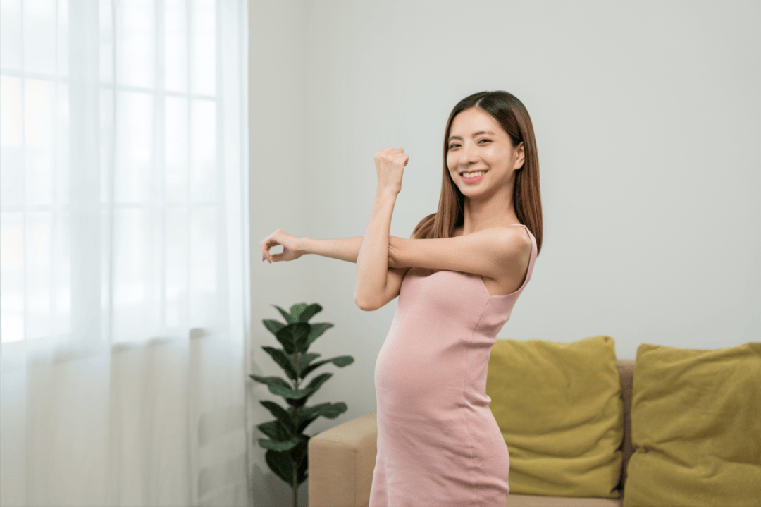 孕晚期可以爬楼梯助产吗？还有哪些运动可以助产？