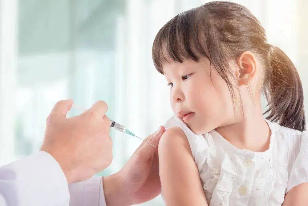 2025流感疫苗开打,疾控专家：如果你家孩子是这种情况,尽快接种！
