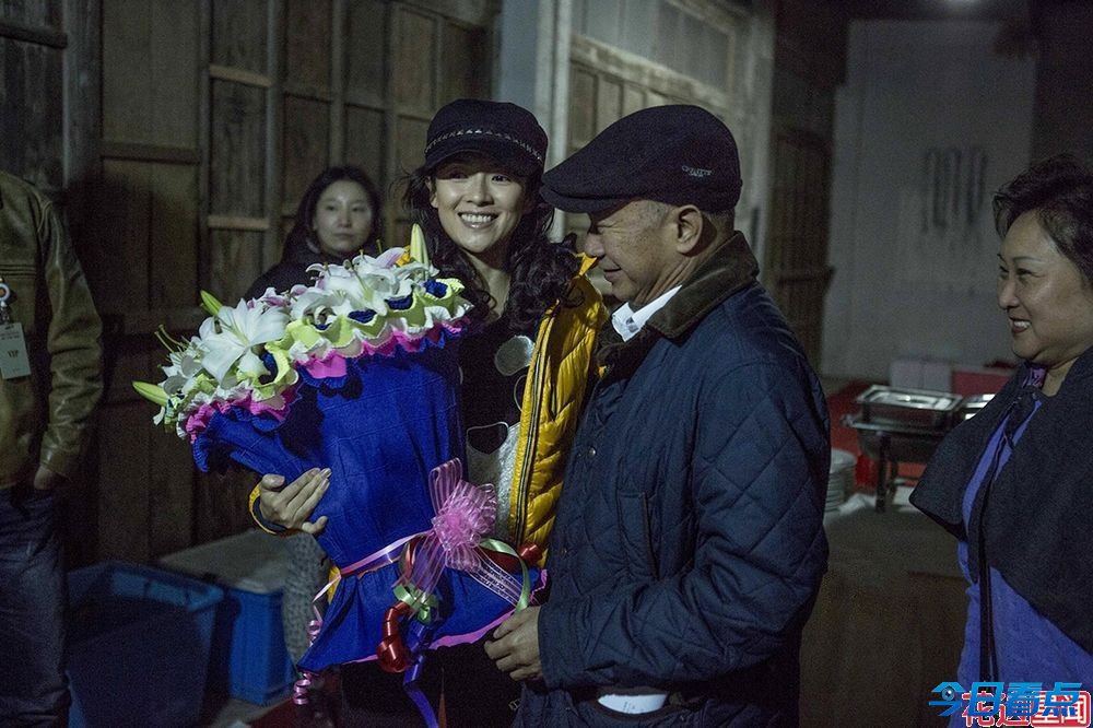 《太平轮》剧组为章子怡庆功 金城武黄晓明送祝福