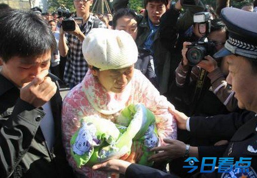 湖北男婴出生次日被偷走 嫌犯称为取悦情夫