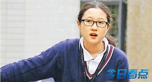 成龙私生女孝顺 林凤娇管22亿家产不分小龙女