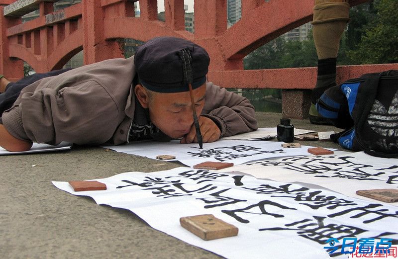 讨饭也是个技术活 盘点全国“乞讨界”的标杆人物