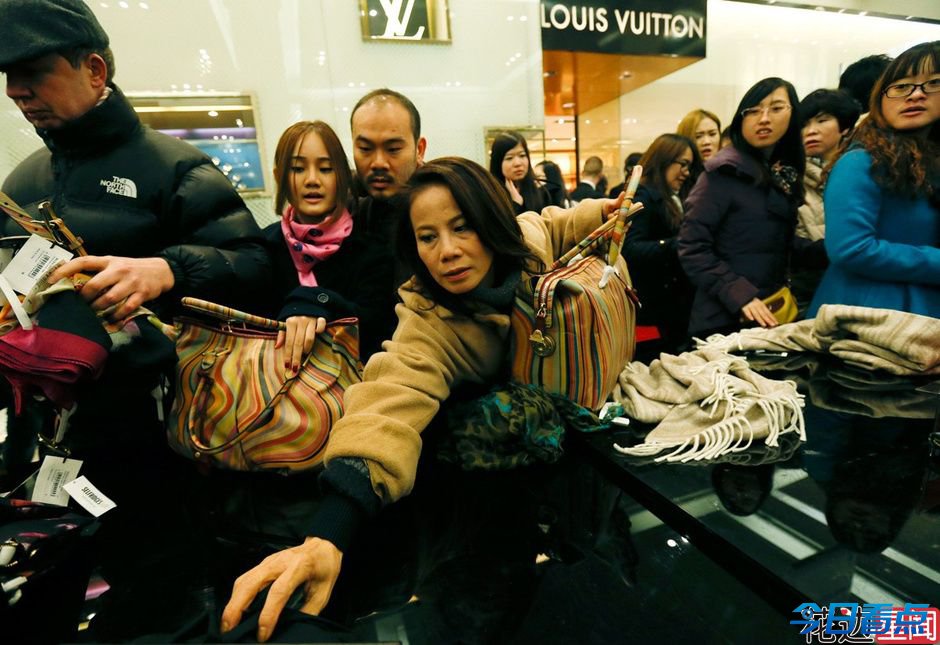 洋节大热人满为患 国人的疯狂圣诞夜