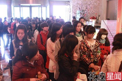 男子痴迷选秀倾家荡产 网上万元卖亲生儿子
