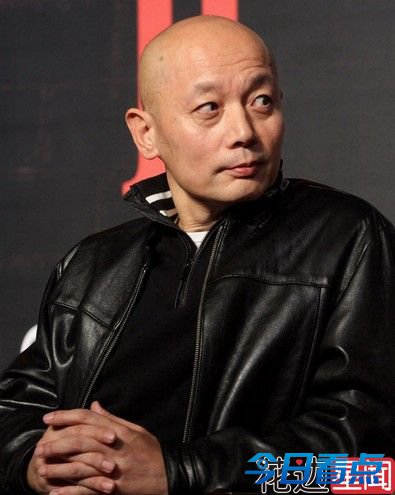 葛优中学毕业曾因身体单薄 被分去养猪
