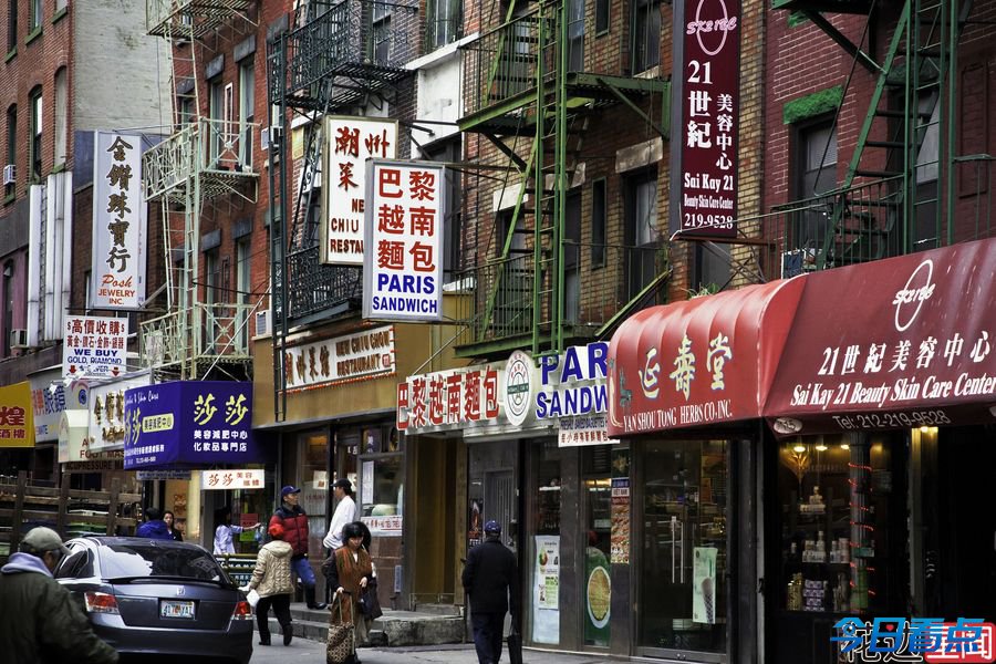 肉夹馍卖到哥大校门口发了 麻辣烫火锅蜂拥