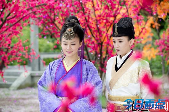 武侠雷剧有三宝：宫斗搅基爱琼瑶 金庸泪cry
