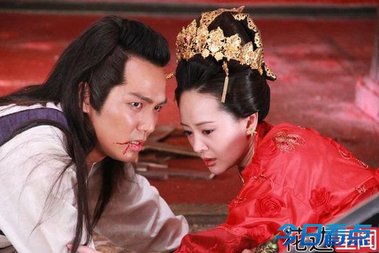 武侠雷剧有三宝：宫斗搅基爱琼瑶 金庸泪cry