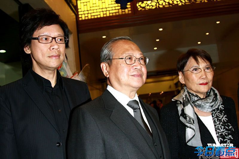 揭邵逸夫的两段情：恋方逸华45年 90岁娶了她