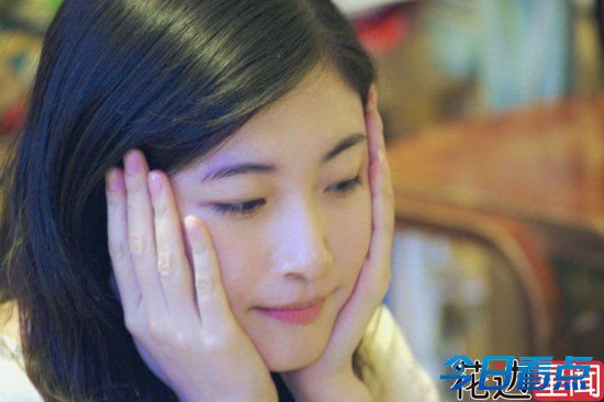 女博士大量美照惊艳网友 否认征男友过年