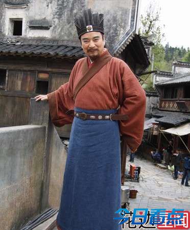 盘点剧中红花身旁的熟绿叶 专业父母二十年