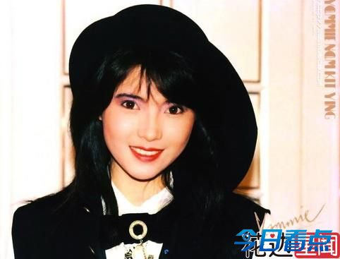 蓝洁瑛前绯闻男友曝约会嫩模 半开门似炒作