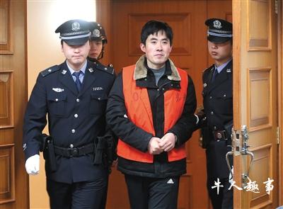 小伙冒充高官秘书骗5000万 帮人上学屡次失败
