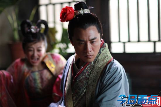 千万别惹造型师之造型坑爹雷咤人男主