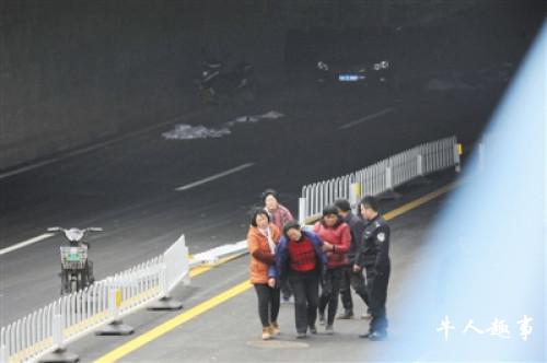 年轻小伙死于密封车内或自杀 前女友即将嫁别人