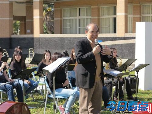 台湾学生继续占领台北