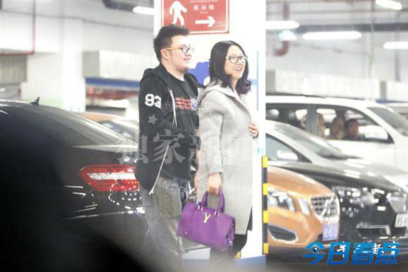 宋丹丹准儿媳曝光 与巴图情难自禁上演激吻