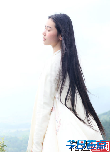 网络女神真面目：南笙又丑又老 张辛苑似蜡笔小新