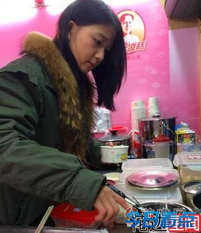 点击图片进入下一页