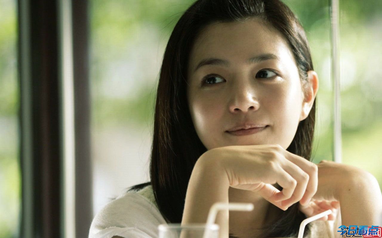 细数陈妍希林依晨等娱乐圈十大可爱娃娃脸美女