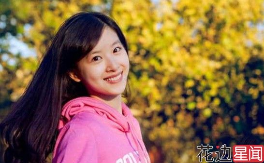 奶茶妹妹当主持人清纯抢镜 盘点奶茶妹造型
