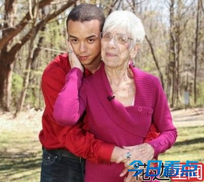 31岁的男子和91岁女友 最萌年龄差瞬间弱爆了！