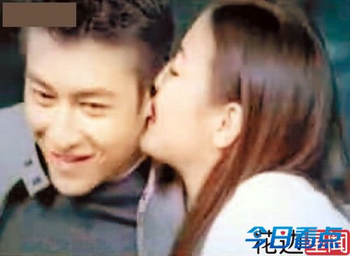 女星婚后出轨风流事 赵雅芝坐郑少秋大腿