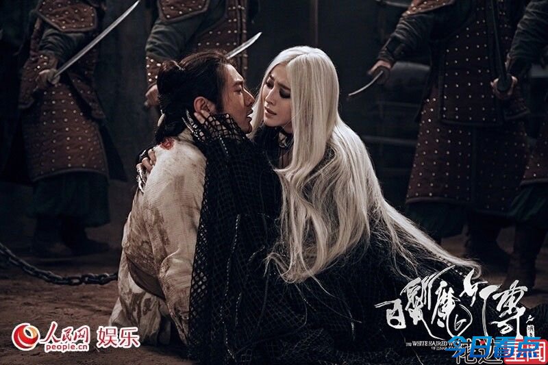 范冰冰激吻黄晓明 被封娱圈最强咸猪手