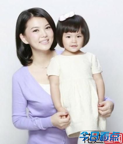 蔡少芬带两女儿出游 明星宝宝谁最萌