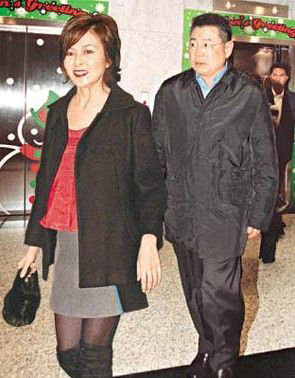 刘嘉玲求救杨受成 婚后无子婆媳关系不和