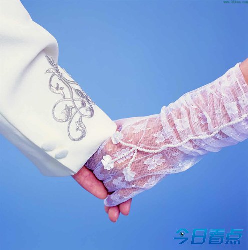 母亲与亲生儿子结婚