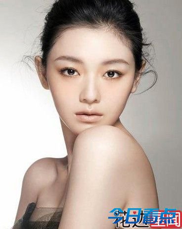 疑郭美美趴大肚皮不雅照曝光 熊乃瑾躺枪
