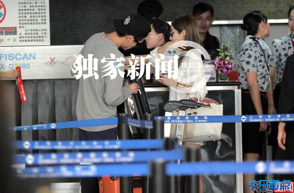 萧亚轩承认新欢 习惯劈腿专搞姐弟恋