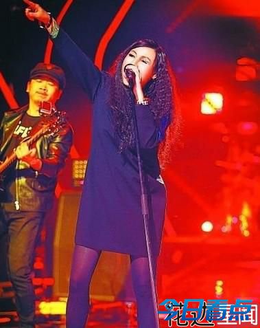 《歌手》罗绮儿子曝光 三个月宝宝长成巨婴