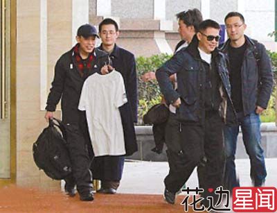 【毒舌】孙俪不顾父亲蜗居5㎡危房 记恨其抛家弃子