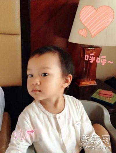 小S暗指老公太丑生坏小孩 丑宝宝也能萌