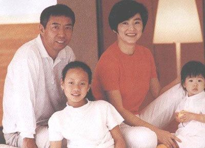 小S暗指老公太丑生坏小孩 丑宝宝也能萌