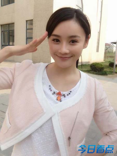 袁姗姗挤掉孙俪演甄嬛 村气爆棚被批毁剧